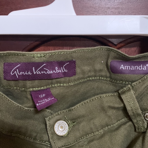 Gloria Vanderbilt olive green Amanda jeans Size 12P - Picture 2 of 3